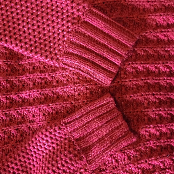 Calvin Klein Jeans ReddishDarkPink Long Sleeve Pullover Size M Ex. Cond.like new - Picture 7 of 11